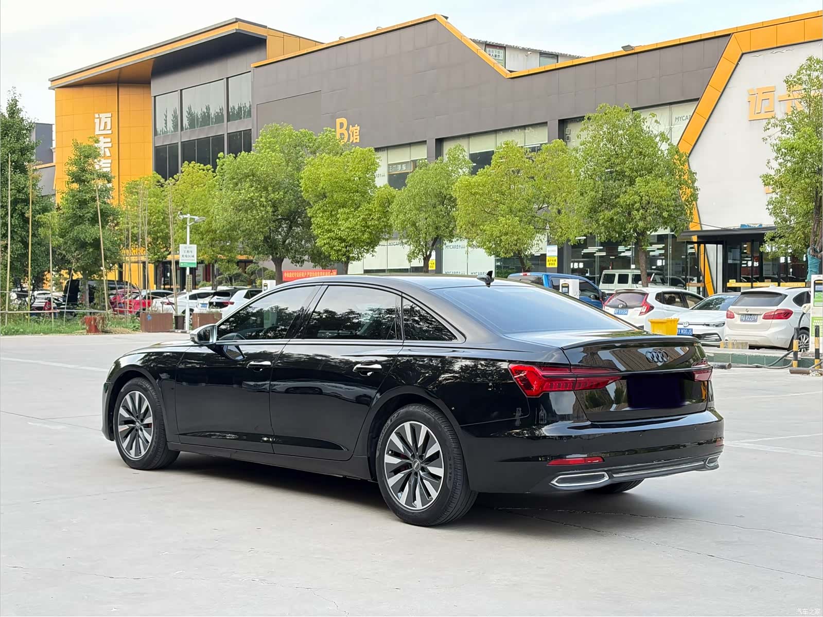 Audi A6L, 2020 12