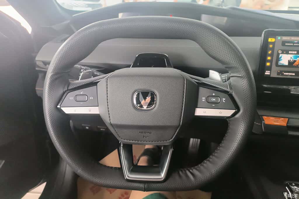Changan UNI-V, 2023 15