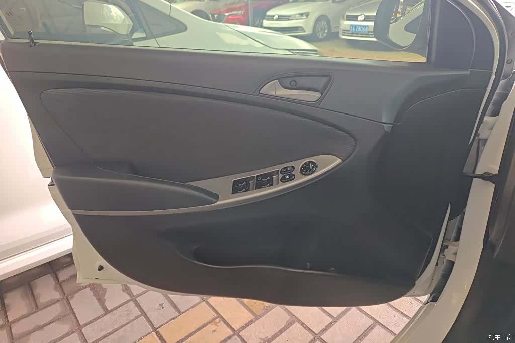 Hyundai GLX, 2017 7