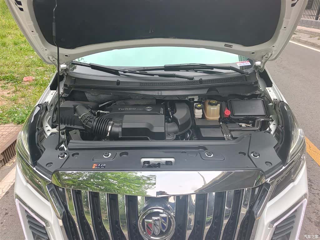 Buick GL8, 2021 20