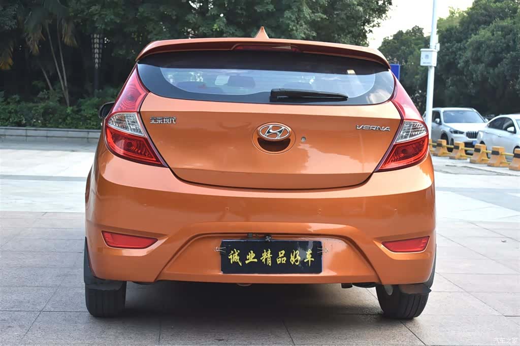 Hyundai GLX, 2014 6