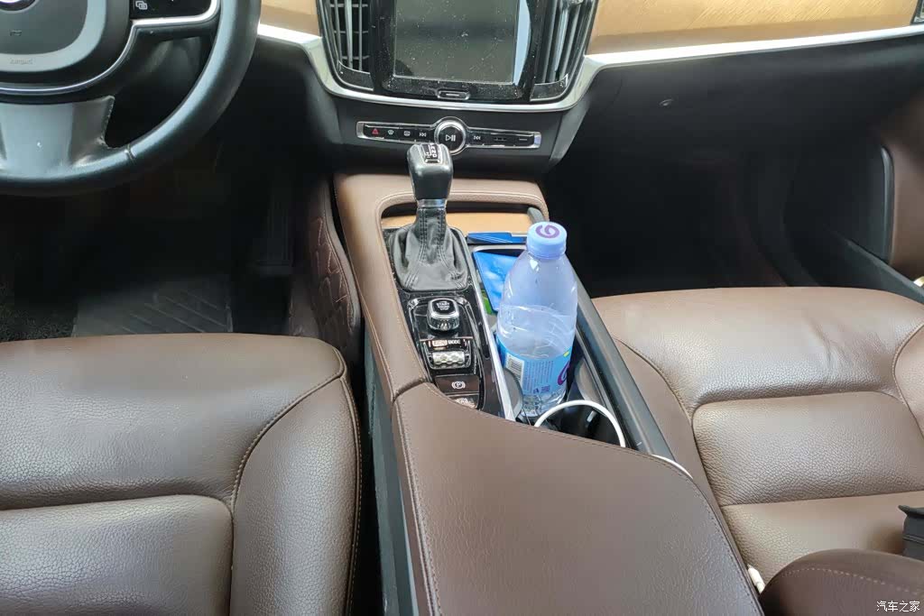 Volvo S90, 2018 16