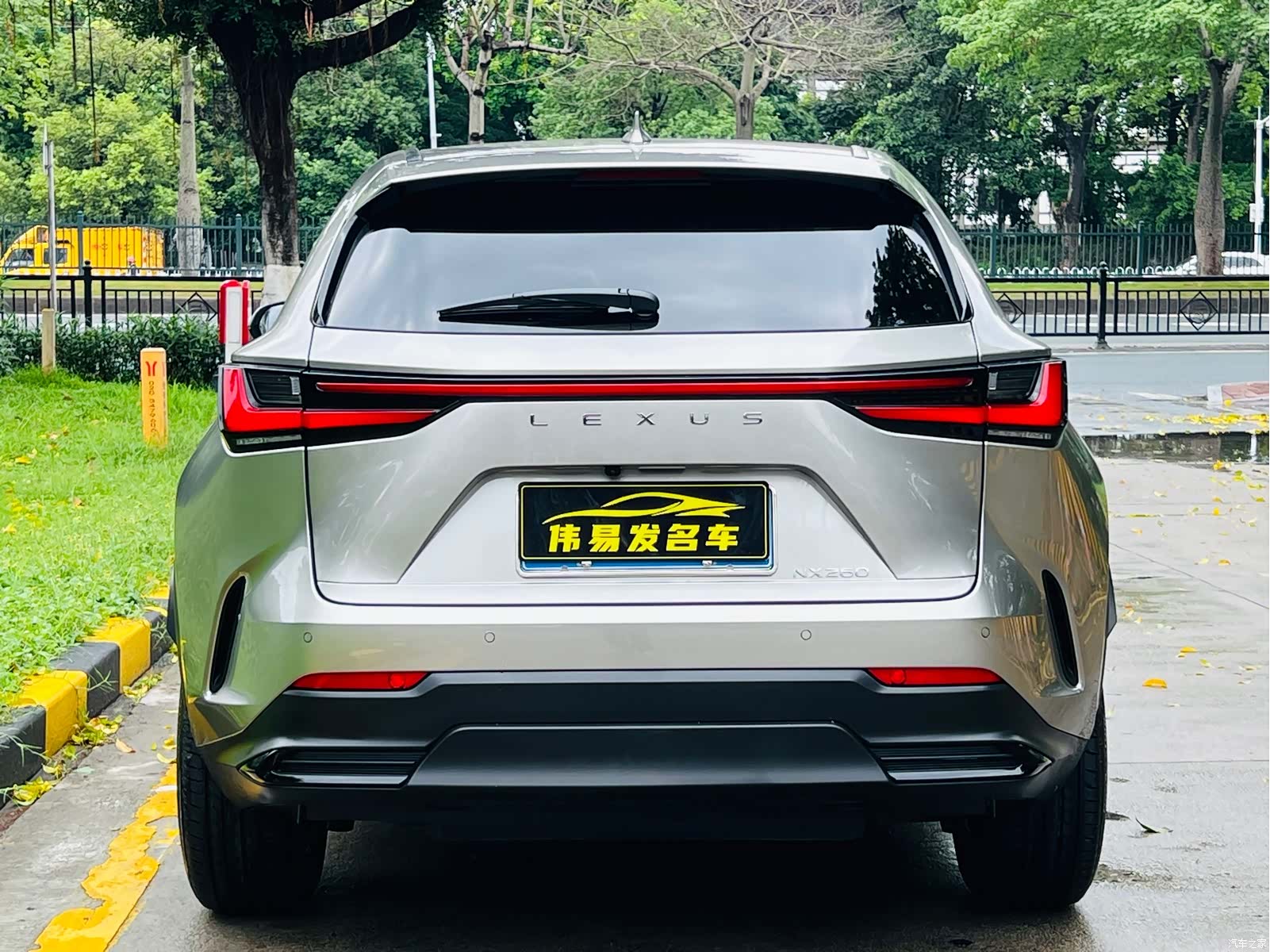 Lexus NX, 2024 4