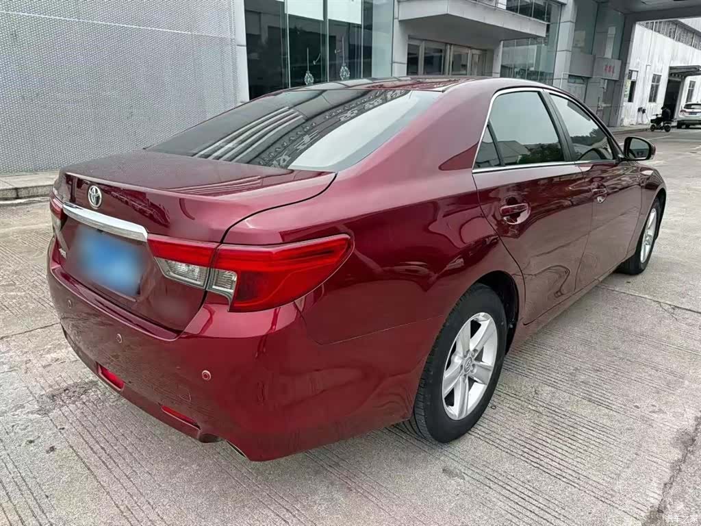 Toyota 2.5V, 2015 все фото