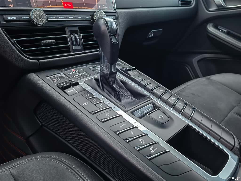 Porsche Macan, 2019 12