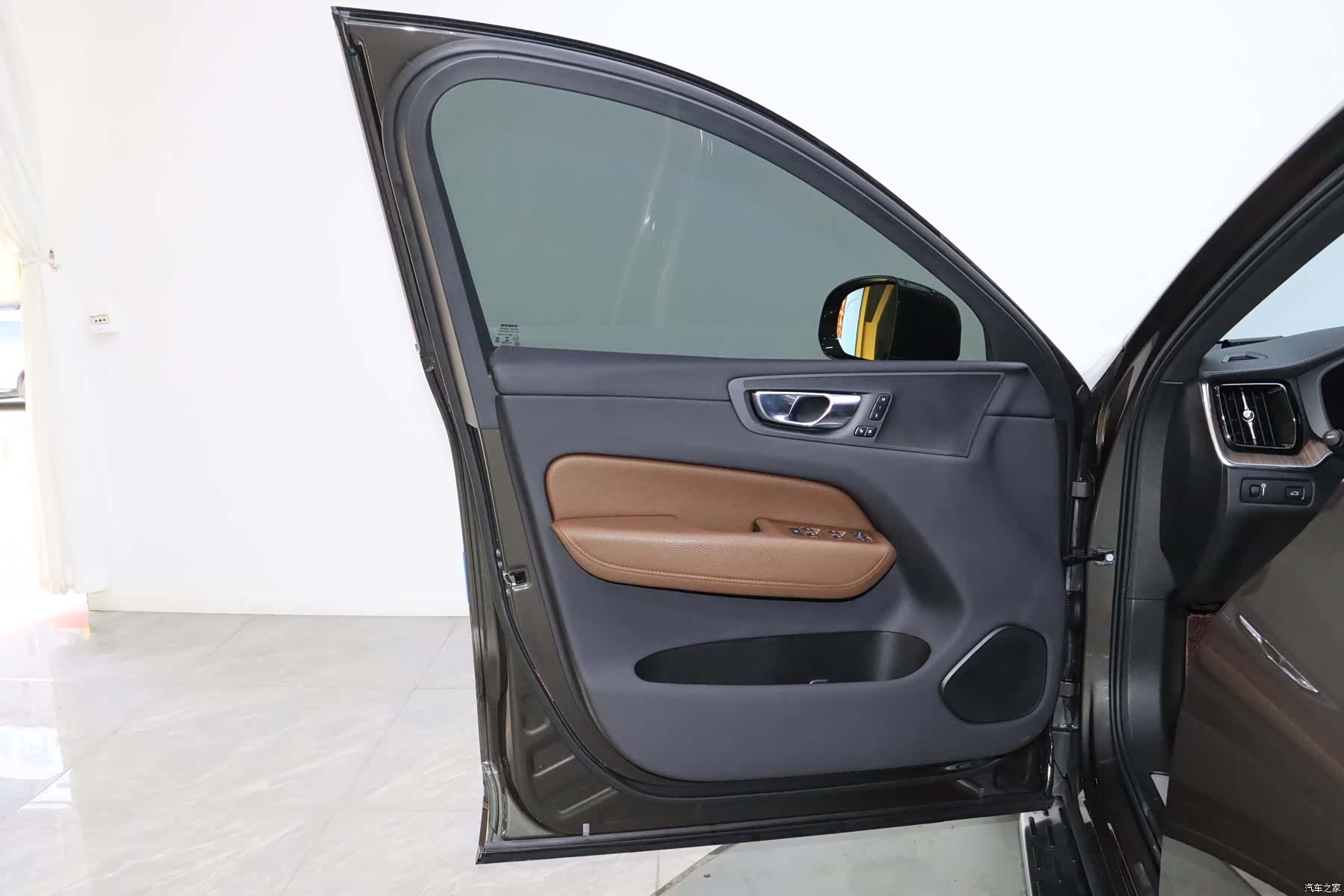 Volvo XC60, 2022 13