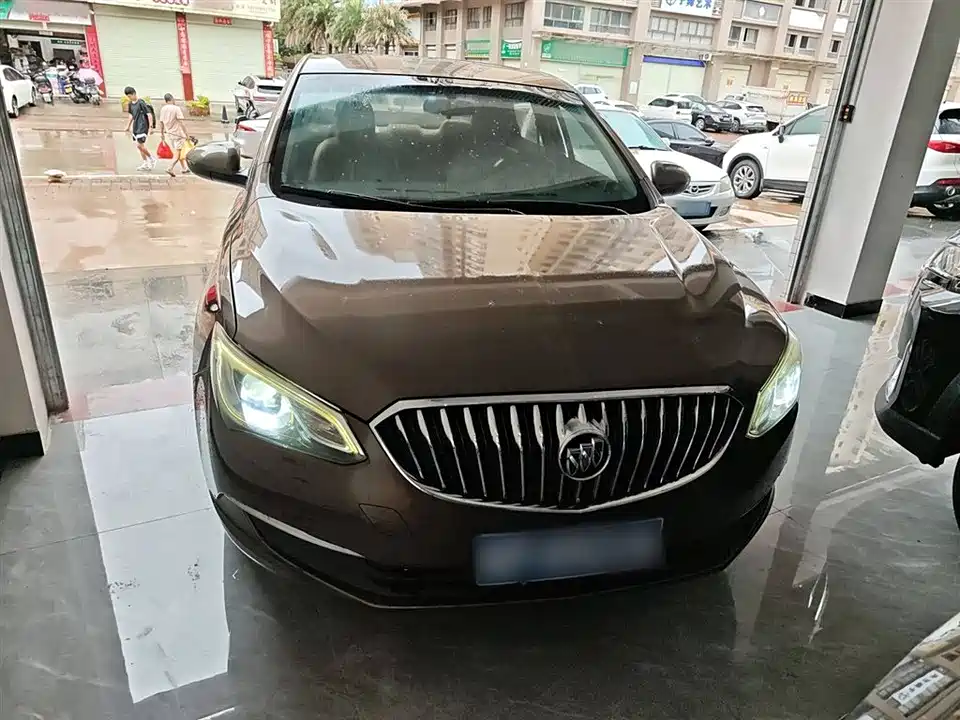 Buick Yinglang