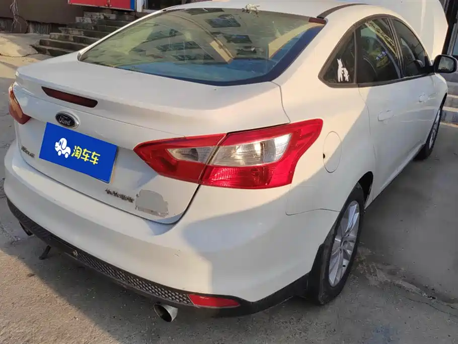 Ford Fox