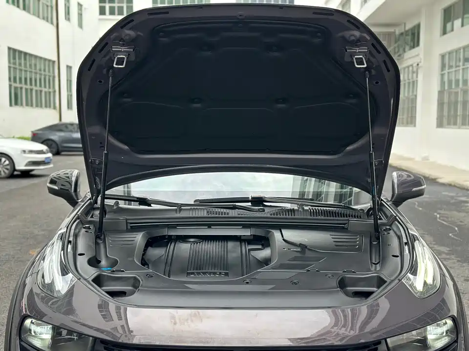 Lynk & Co 02 New energy