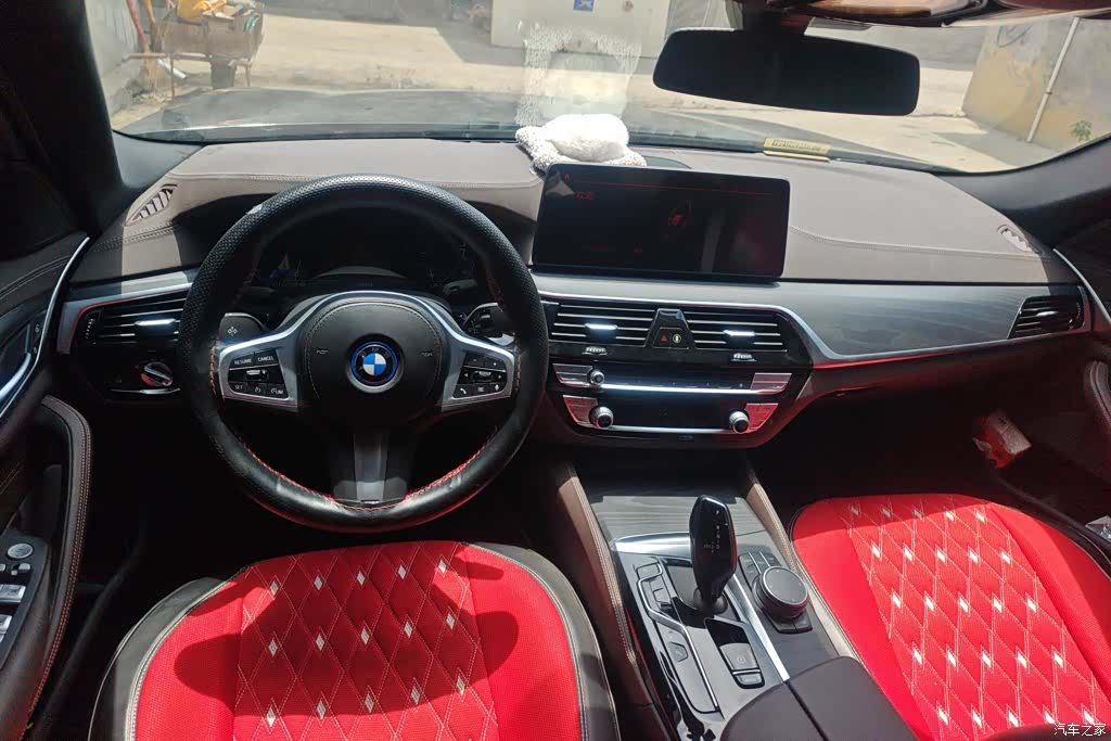 BMW 5 Series, 2022 12