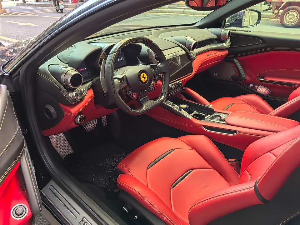 Ferrari GTC4Lusso
