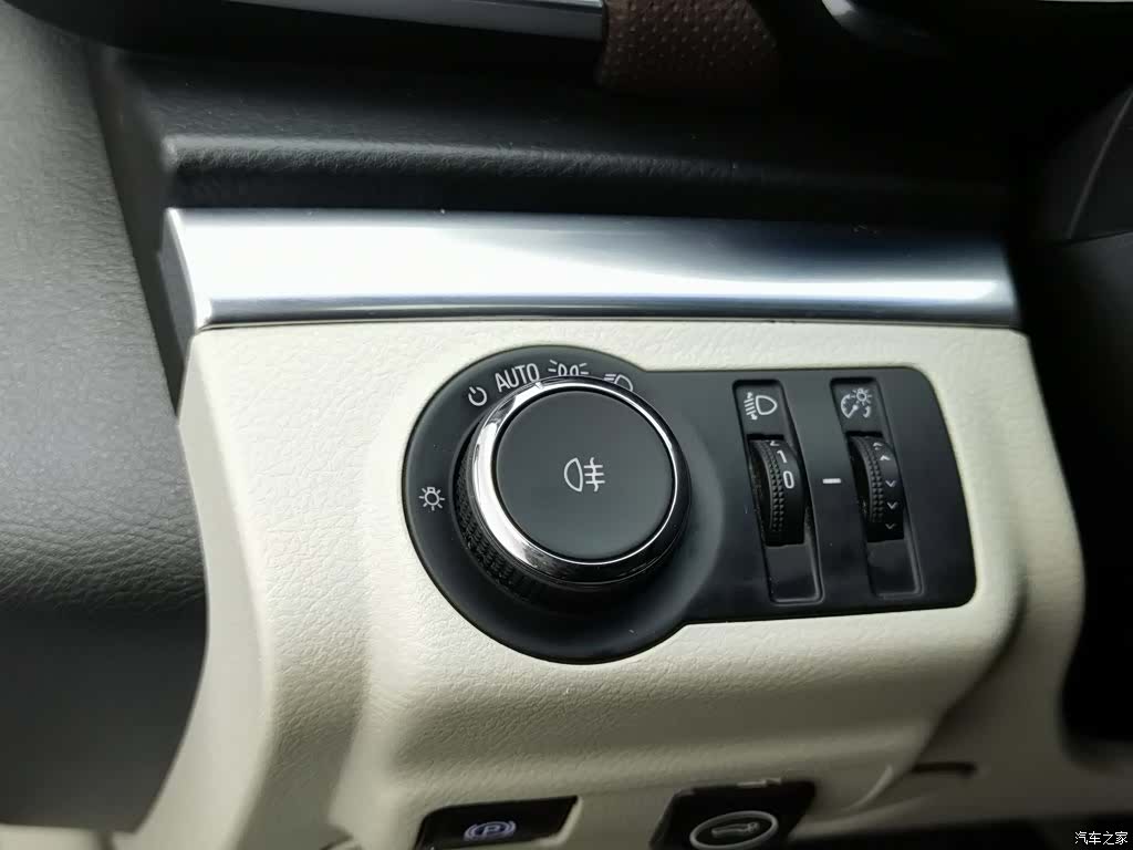Buick GL8, 2022 21