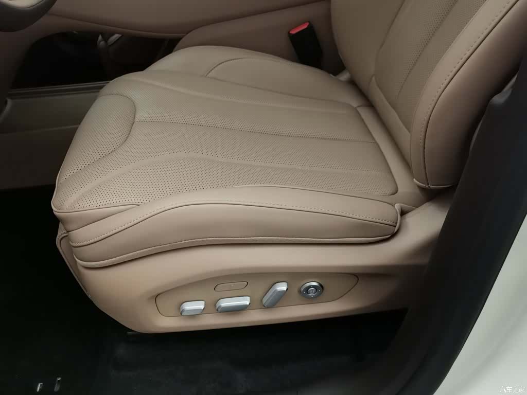 Leapmotor C11, 2026 20