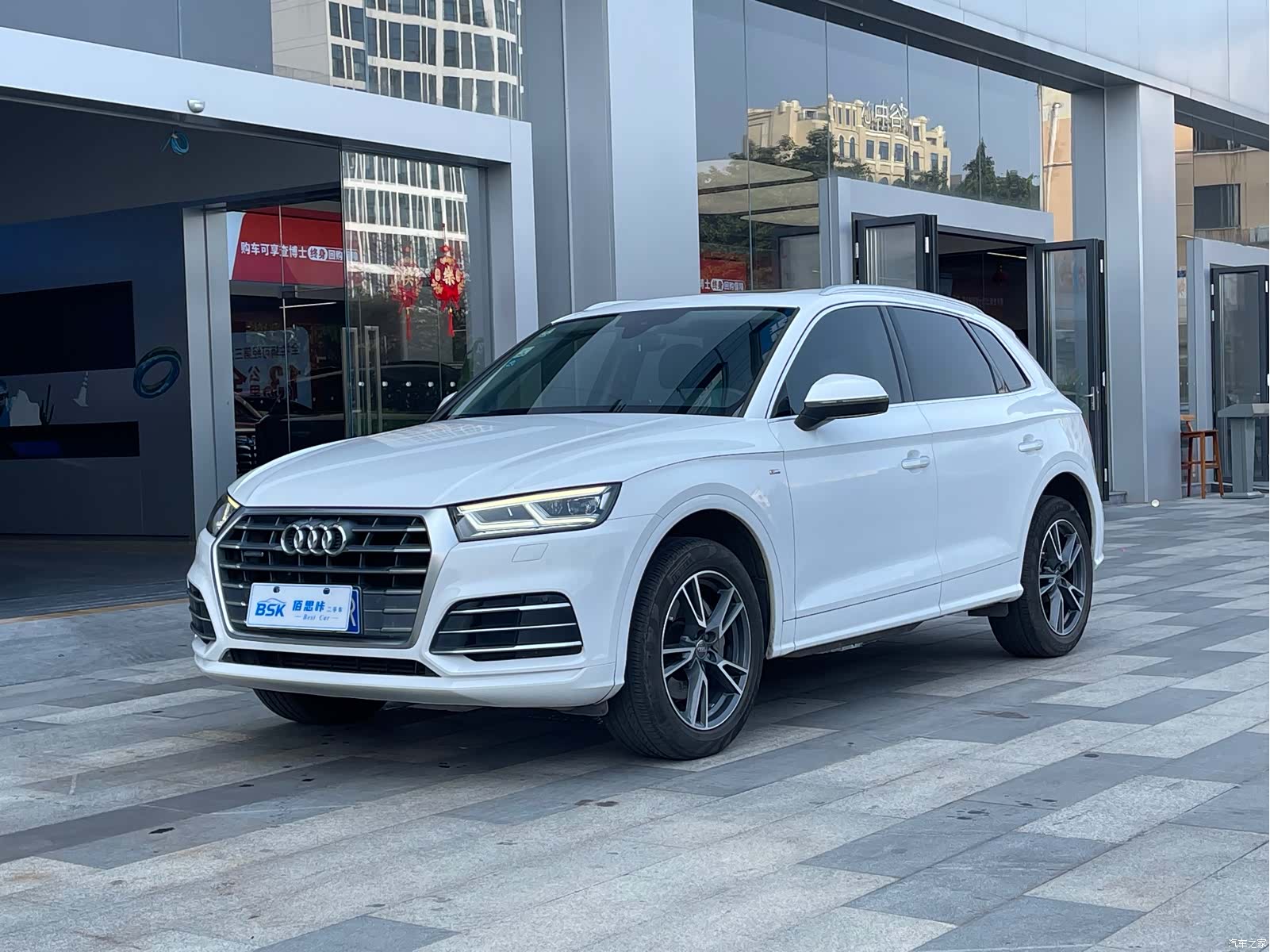 Audi Q5L, 2018 1