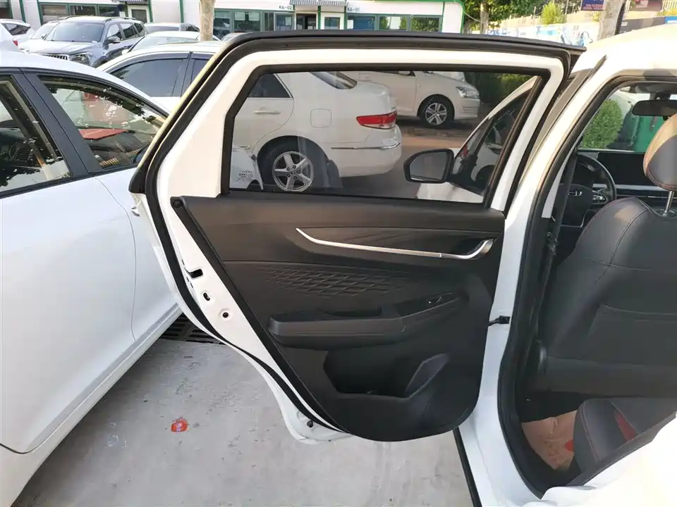 Geely Vision X3