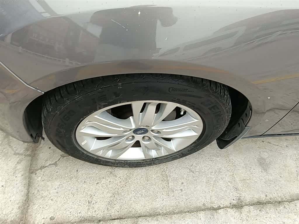 Ford Focus, 2015 23