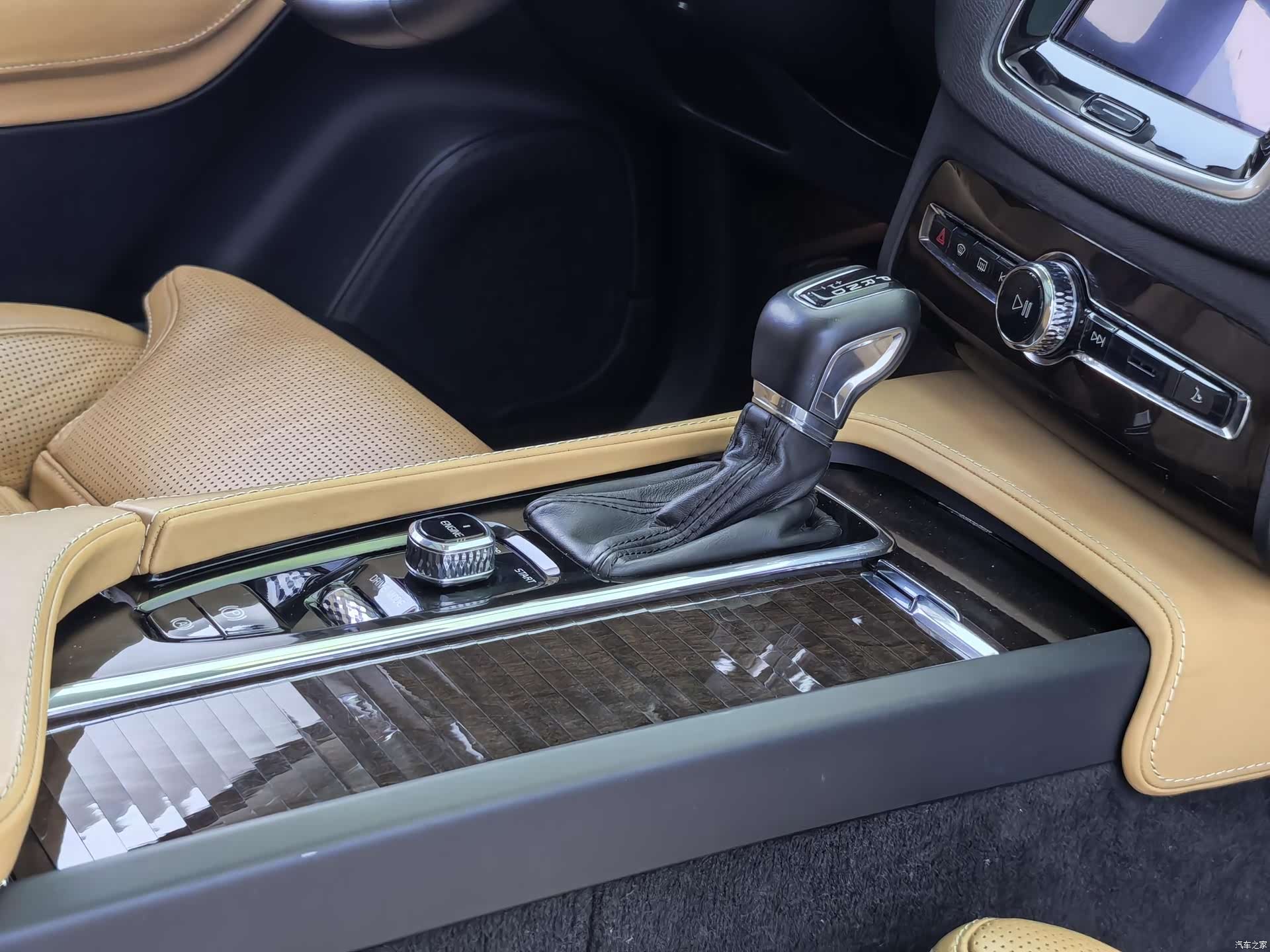 Volvo XC90, 2016 31