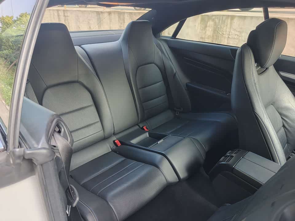 Mercedes-Benz E-class Mercedes-Benz E-class