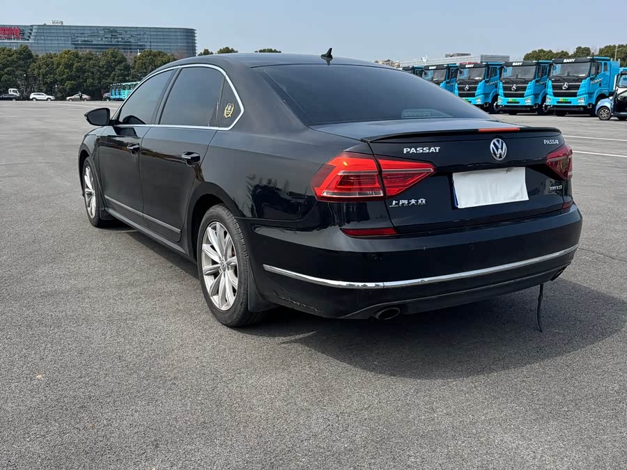 Volkswagen Passat 2017, фото 9