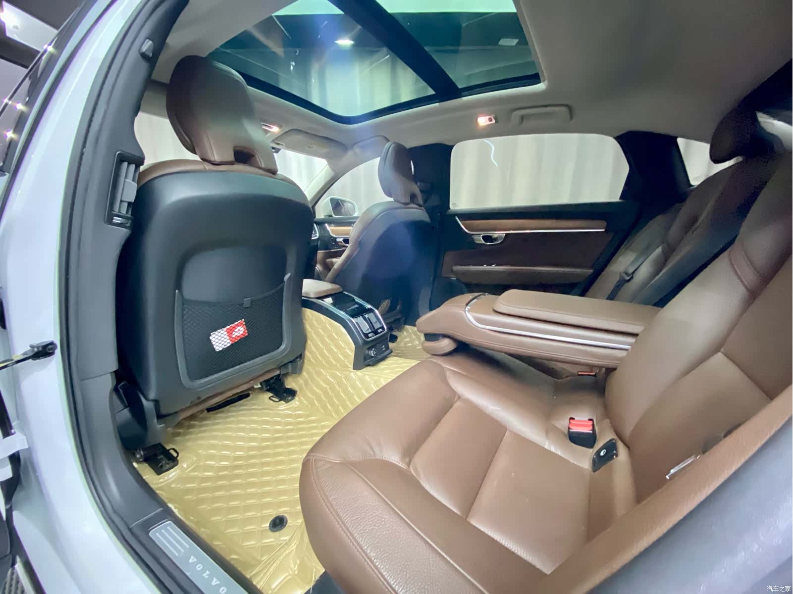 Volvo S90, 2020 14