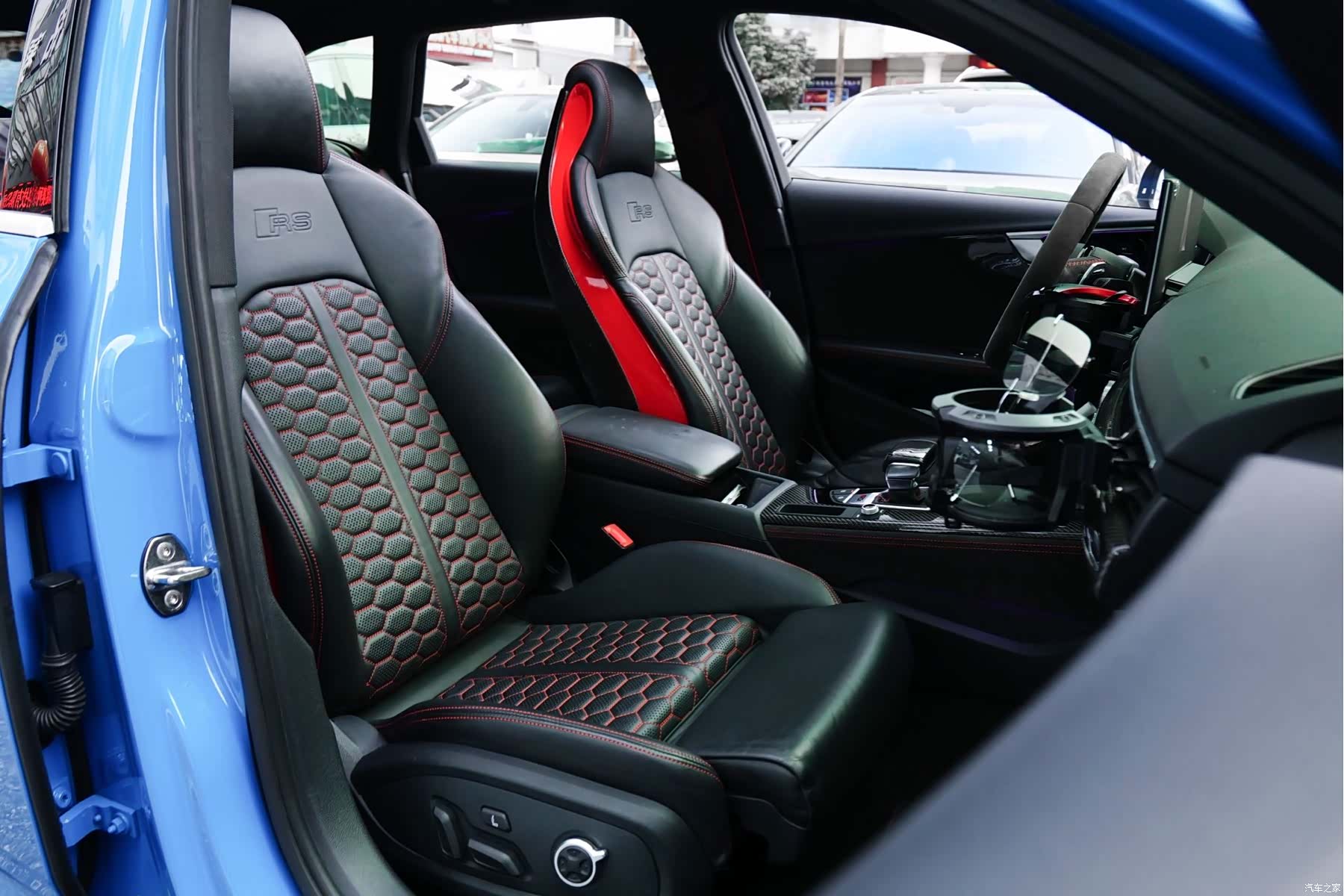 Audi RS4, 2021 6