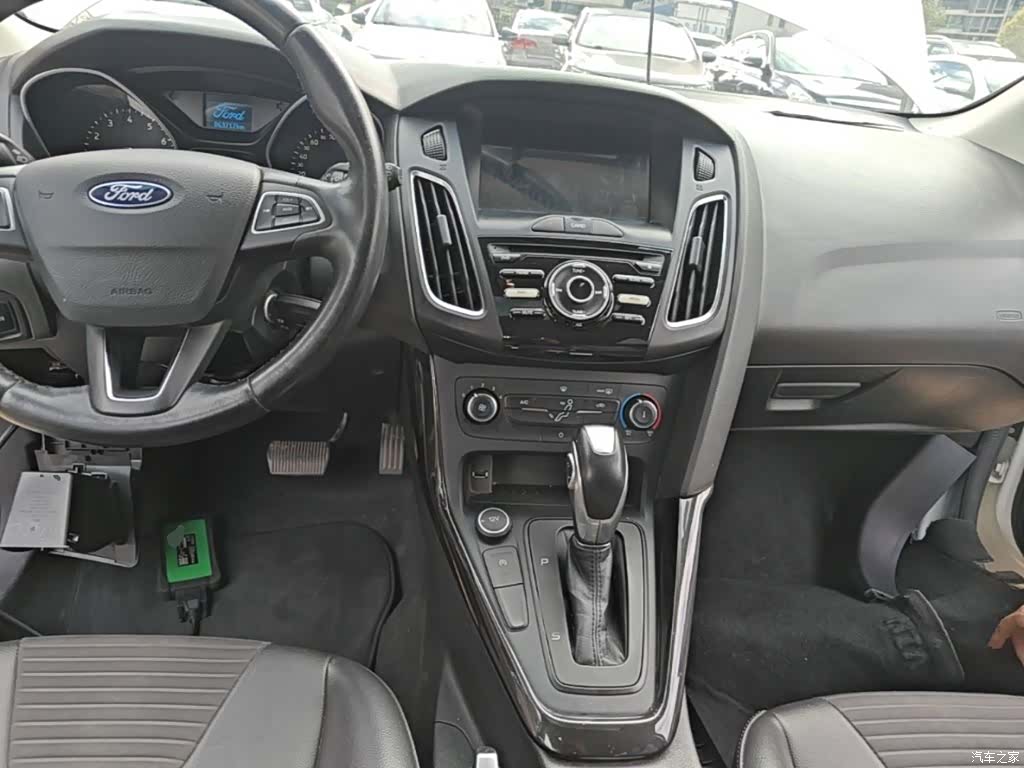 Ford Focus, 2020 10