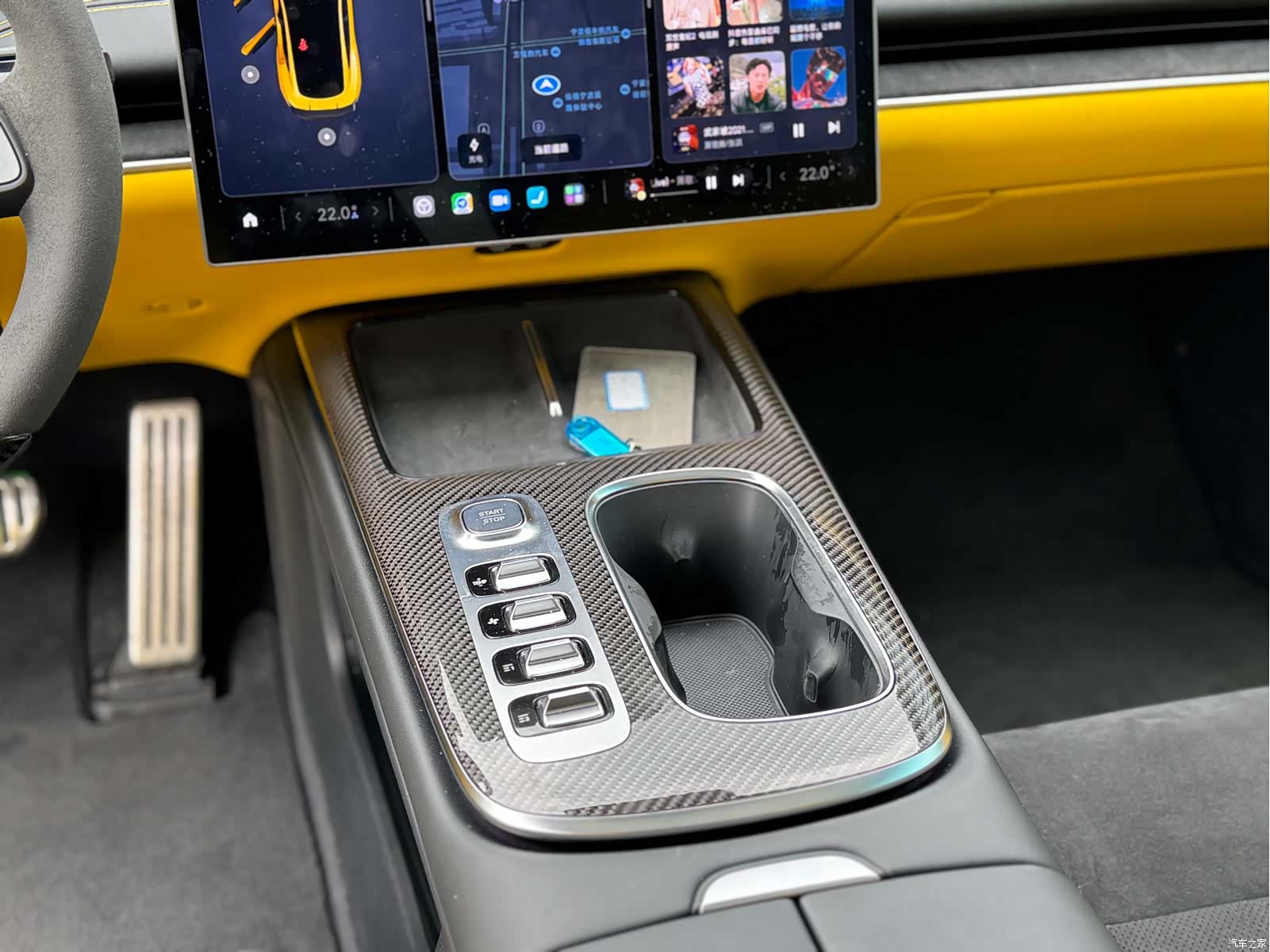 Xiaomi SU7, 2025 11