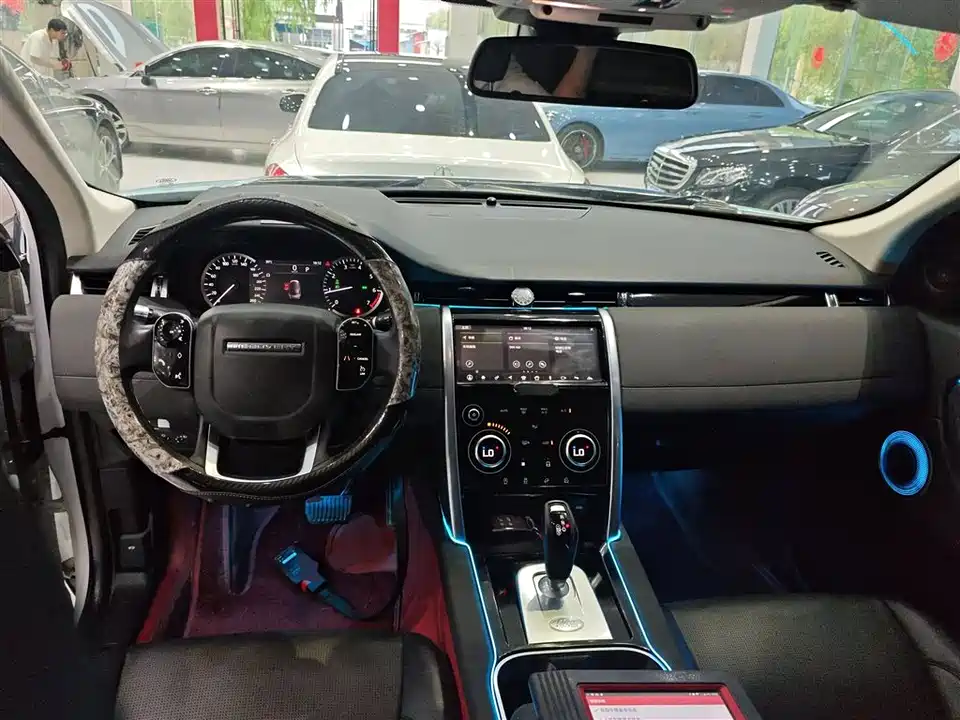 Land Rover Discover sports