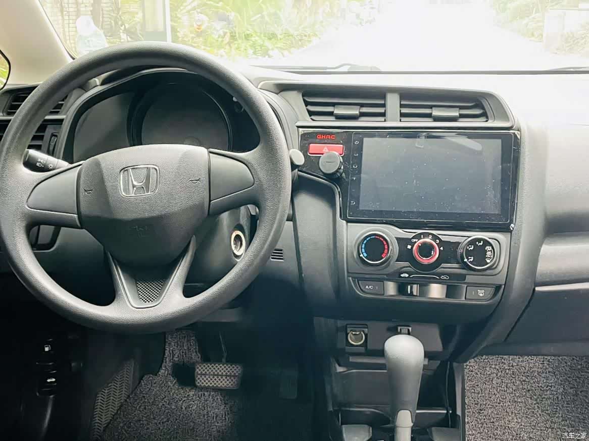 Honda Fit, 2016 4