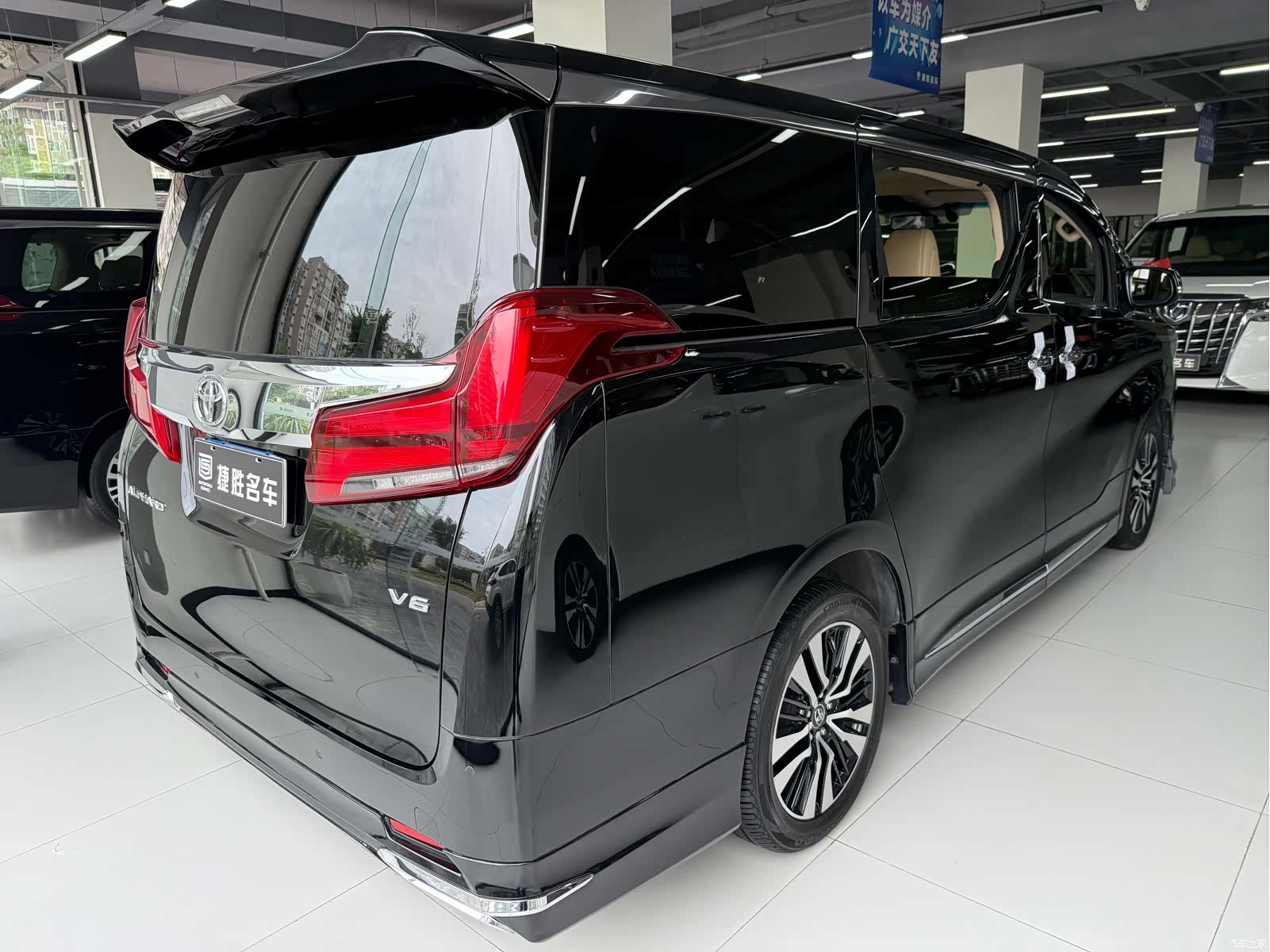 Toyota Alphard, 2018 7