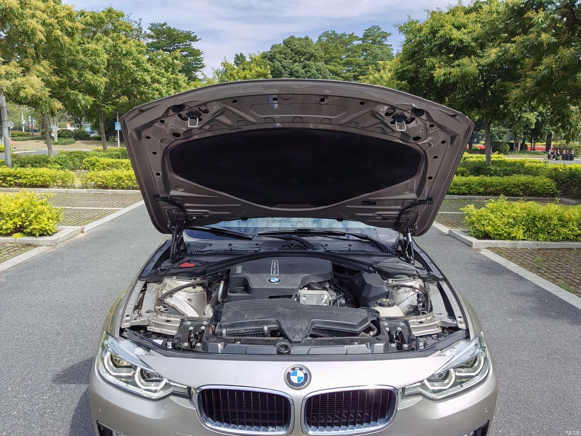 BMW 3 Series, 2016 12