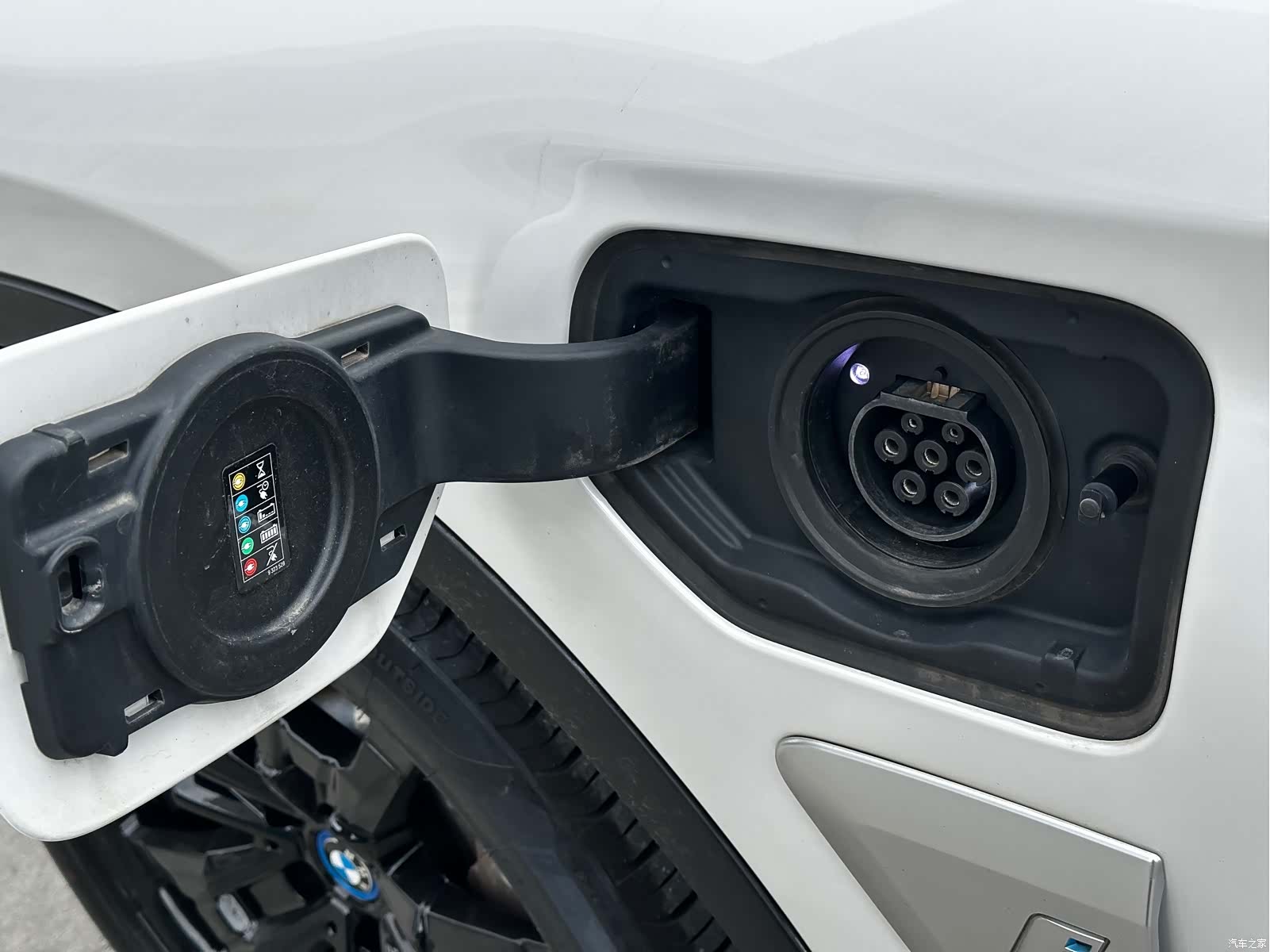 BMW iX3, 2021 6