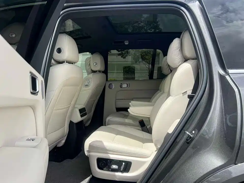 Li Auto Ideal L8