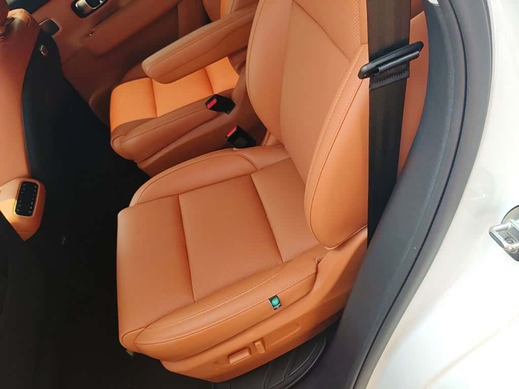 Leapmotor C16, 2024 17
