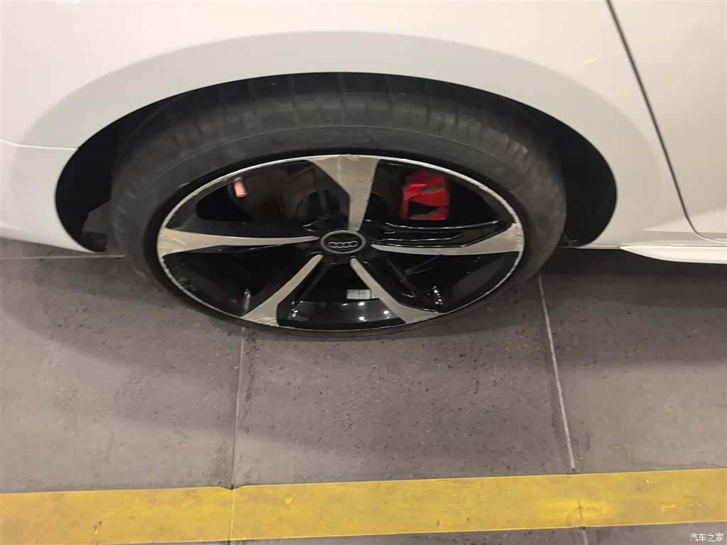 Audi A4L, 2018 16