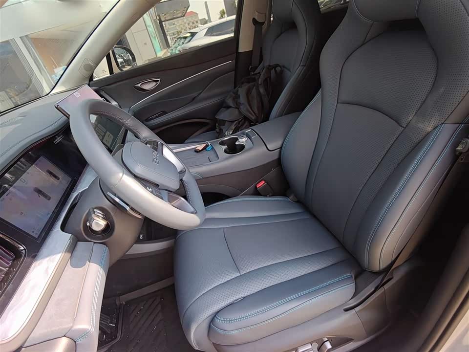 BYD Sea Lion 07 DM-i