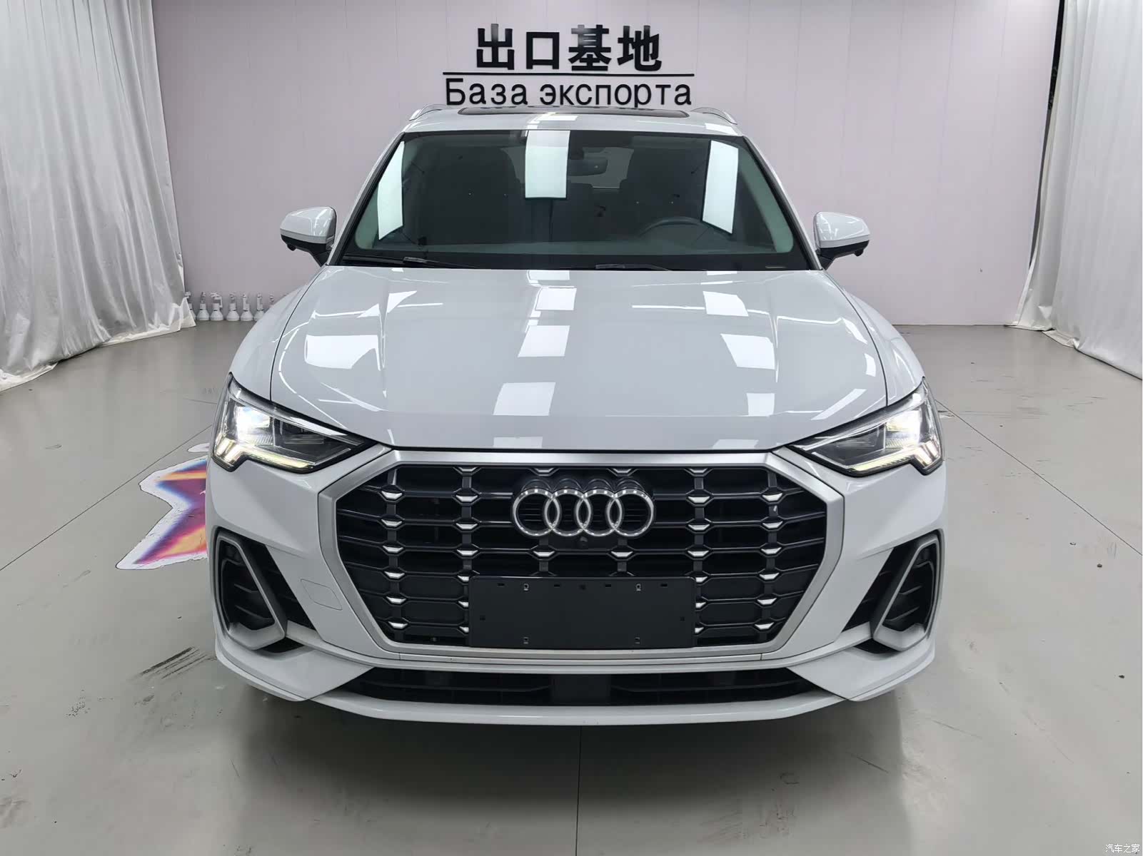 Audi Q3, 2022 2