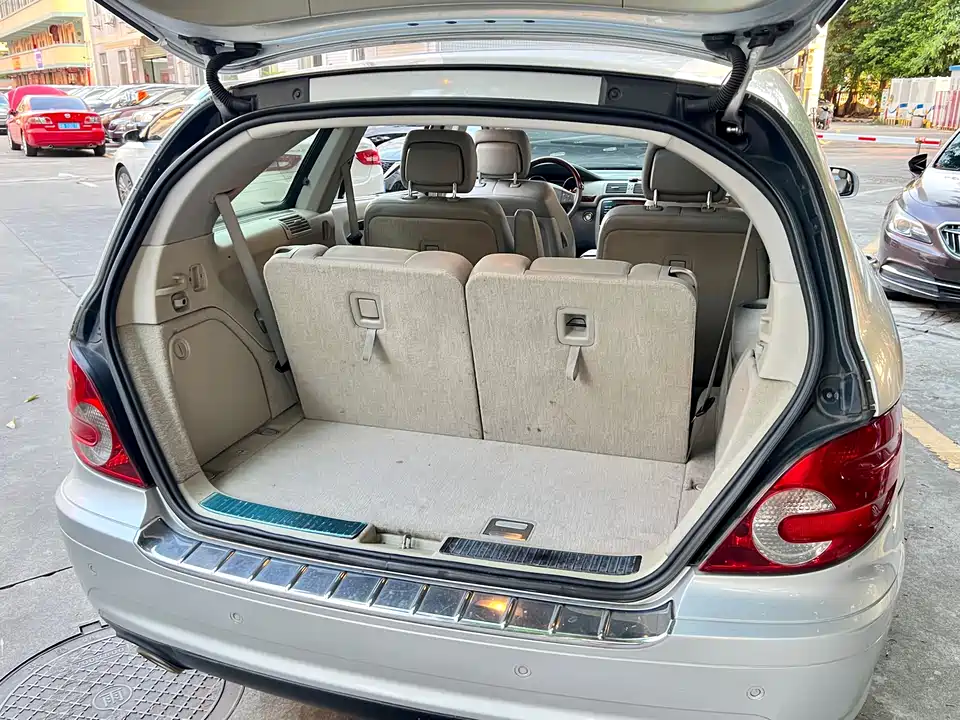 Mercedes-Benz R-class