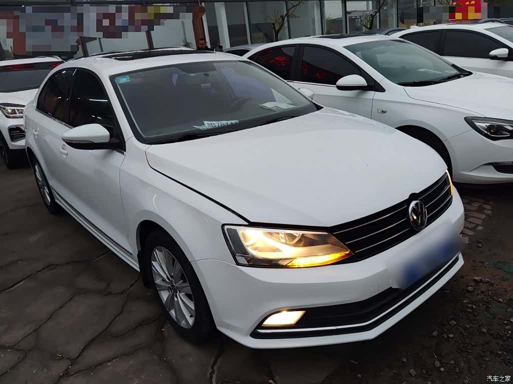 Volkswagen Sagitar, 2016 22