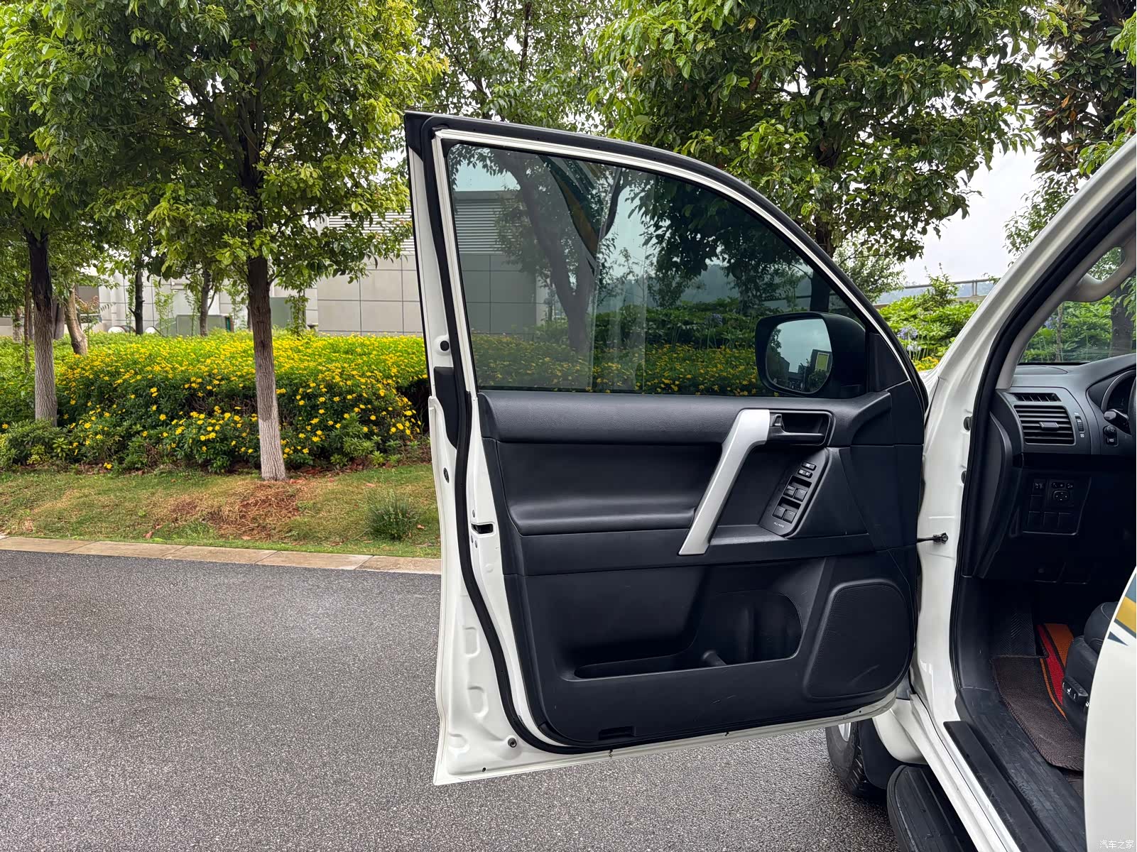 Toyota Prado, 2015 18