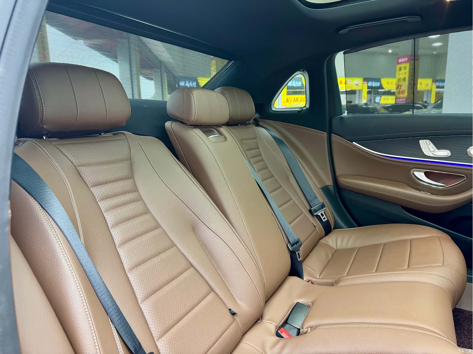 Mercedes-Benz E-Class, 2022 14
