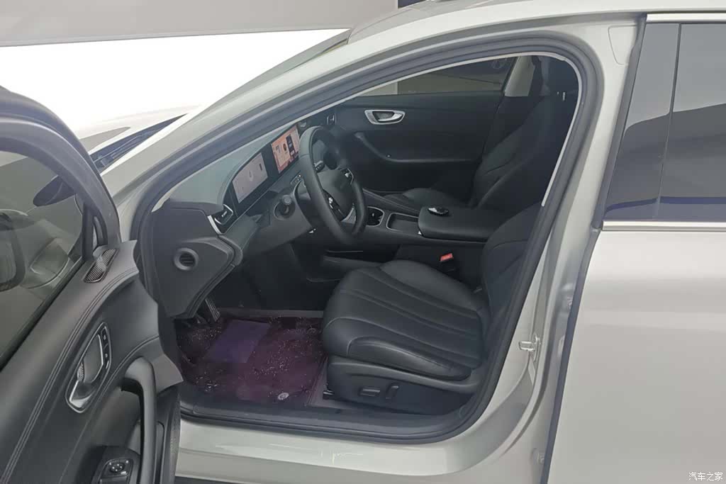 Roewe D7, 2024 9