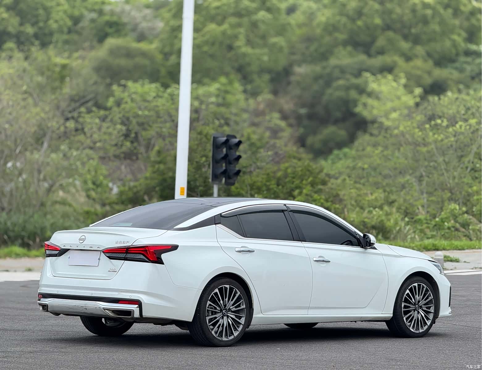 Nissan Teana, 2023 14