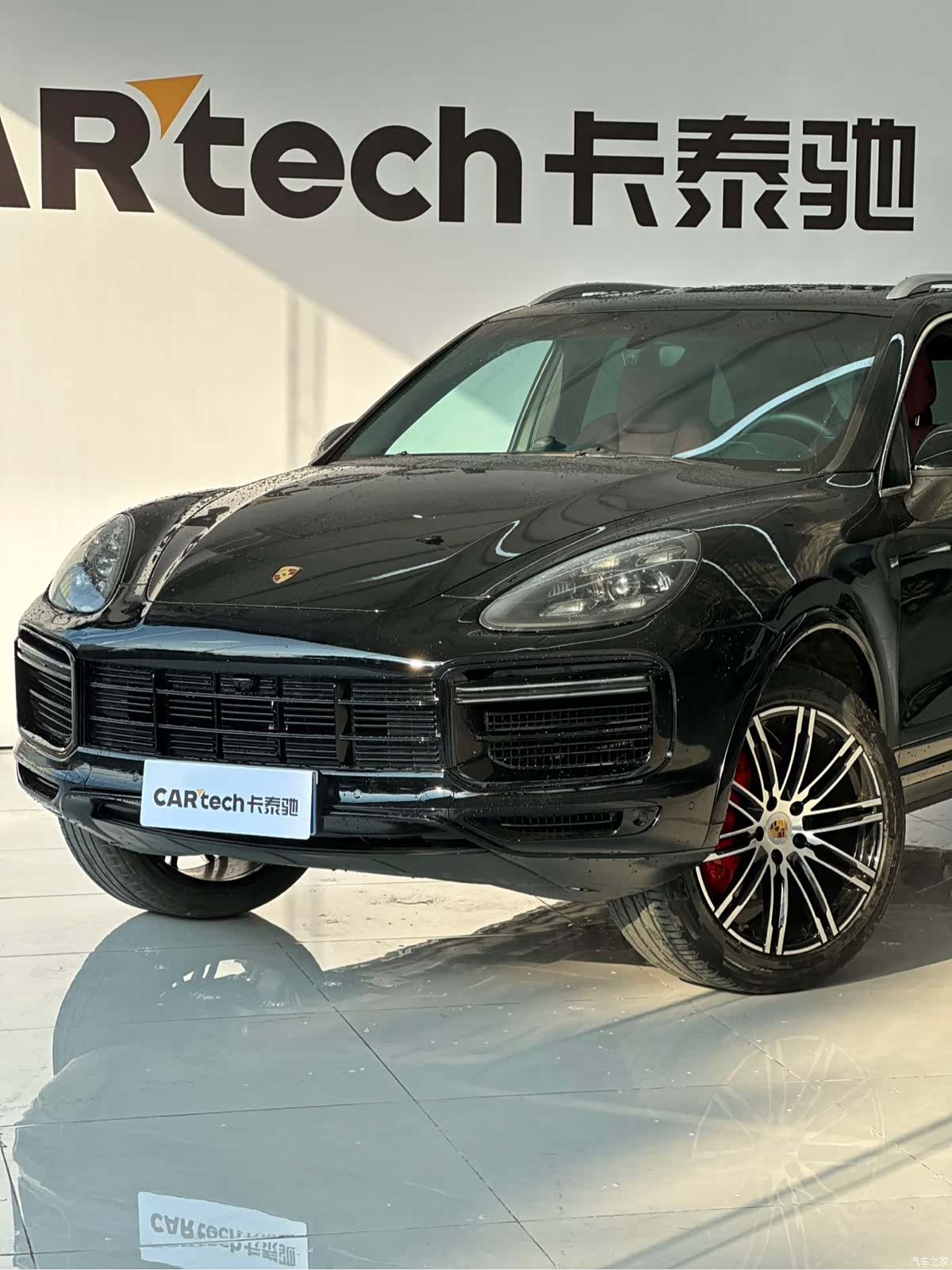 Porsche Cayenne, 2012 1