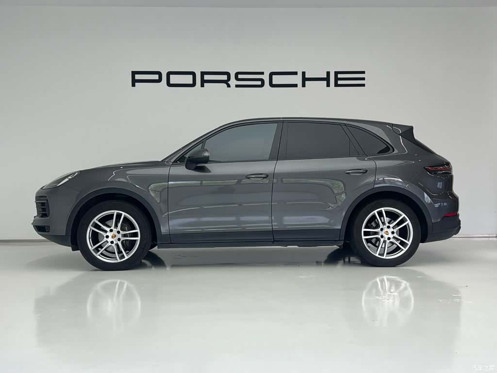 Porsche Cayenne, 2022 2