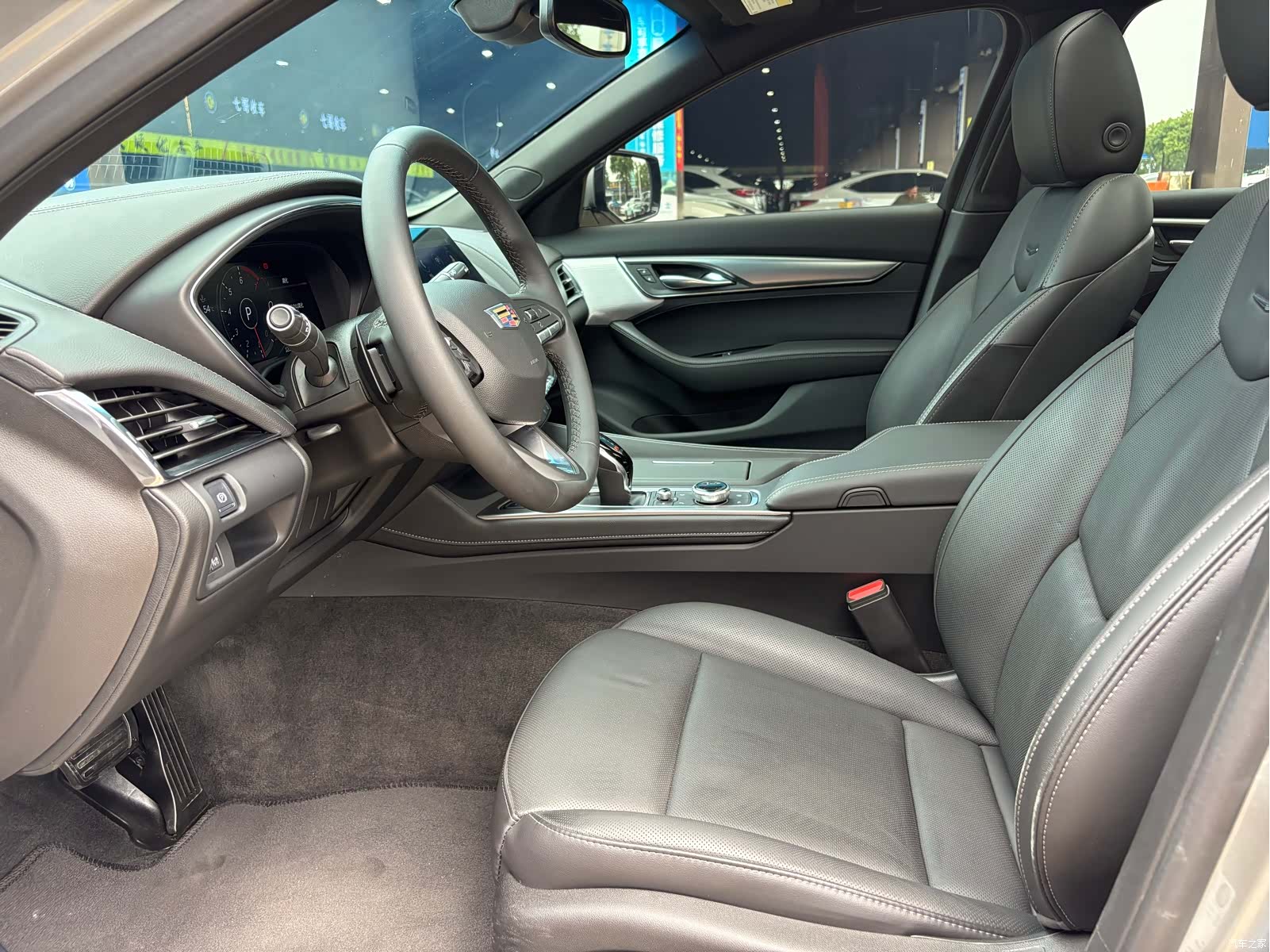 Cadillac CT5, 2023 11