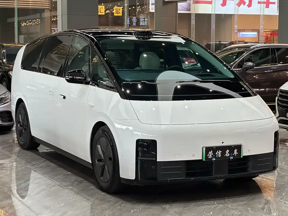 Li Auto Ideal MEGA