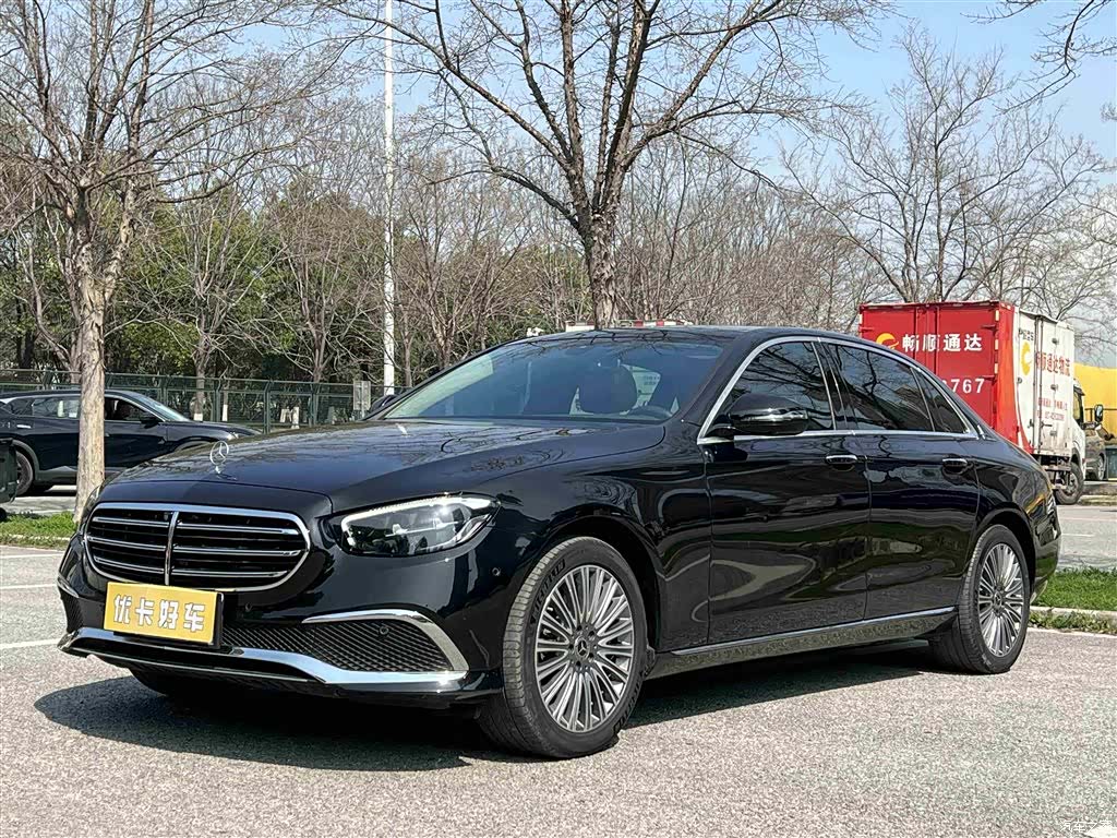 Mercedes-Benz E-Class, 2021 1