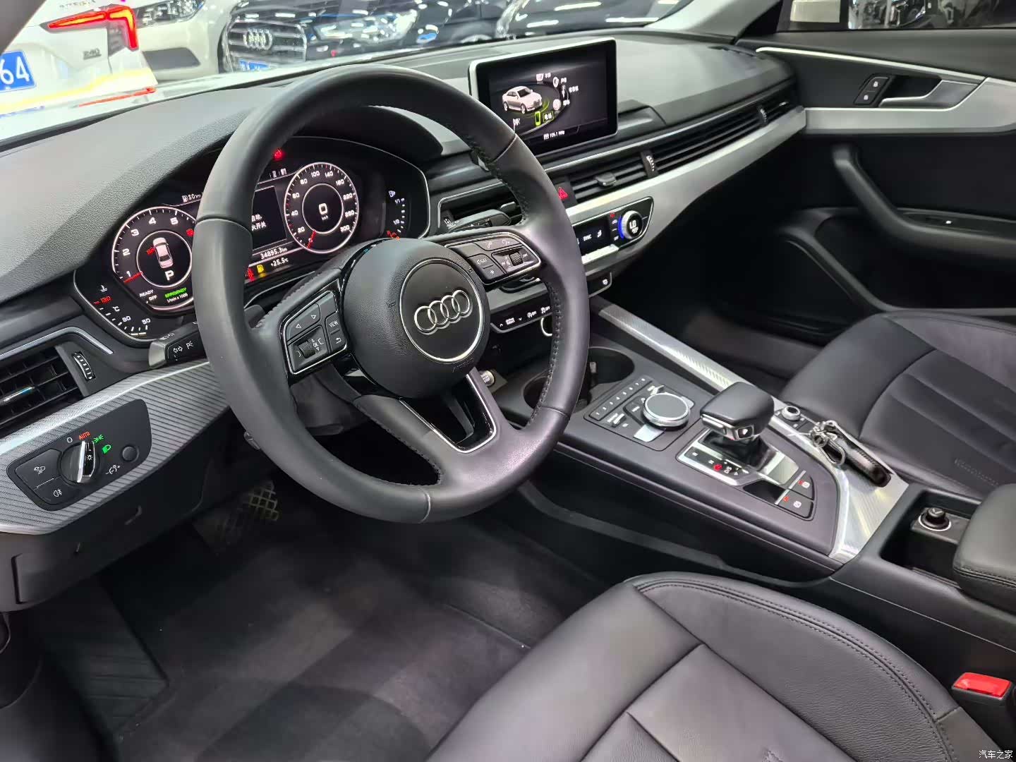 Audi A4L, 2018 7