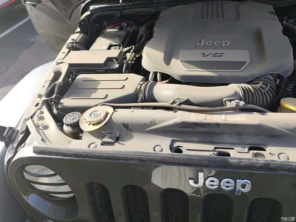 Jeep Wrangler, 2015 19